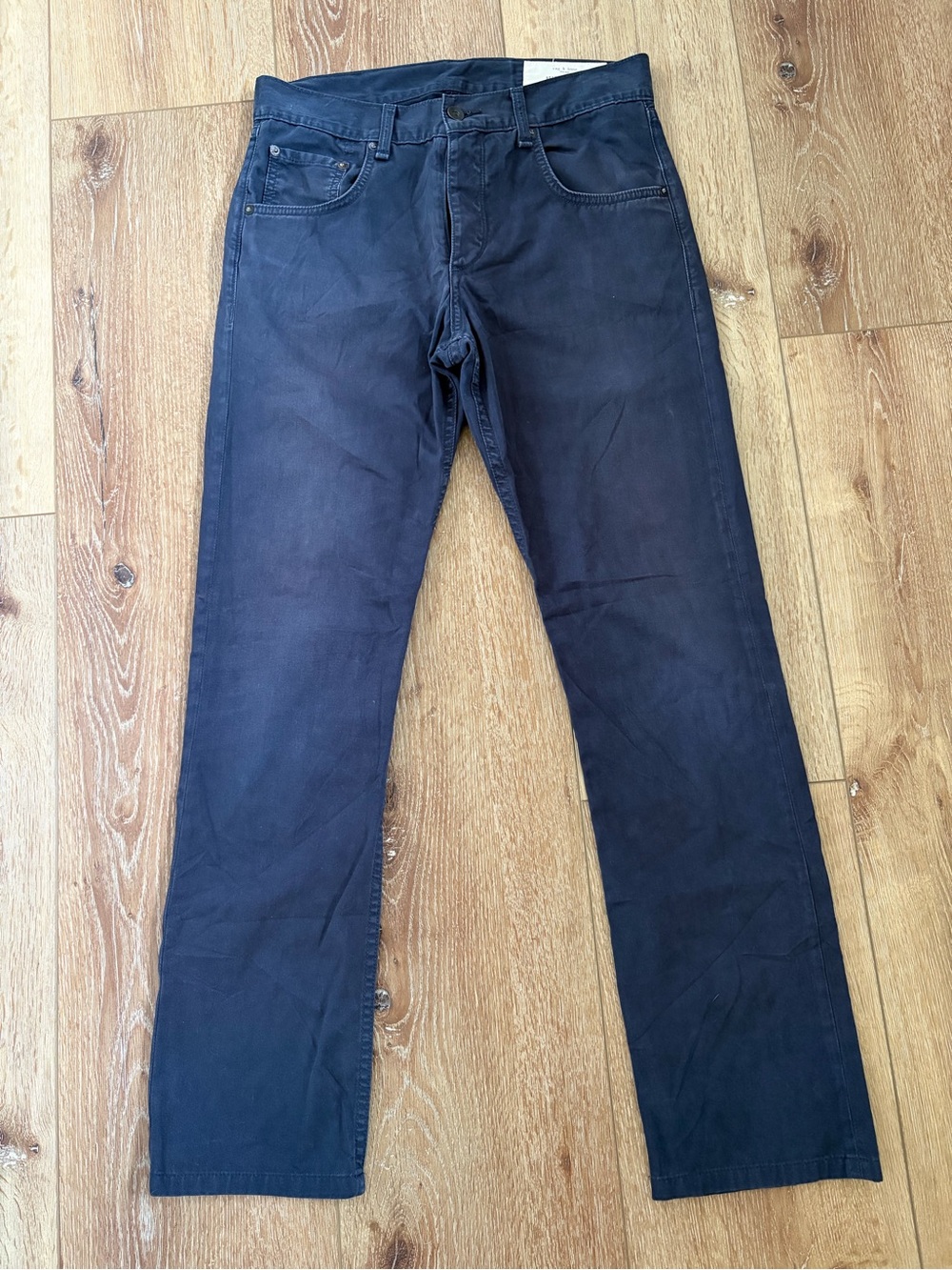 29x30 Men's Rag &Bone khakis in Dark Navy